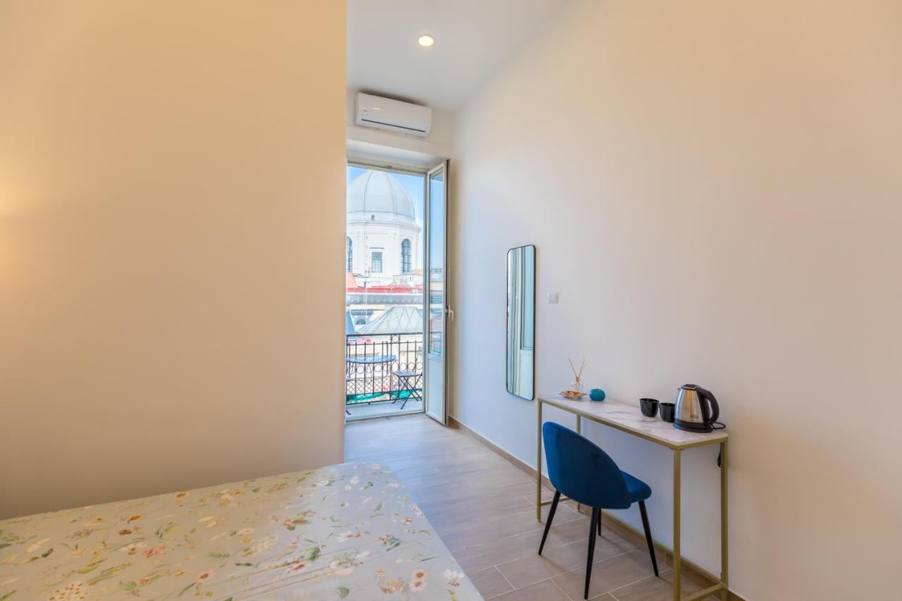 Blu Parthenope Suites Naples Exterior photo